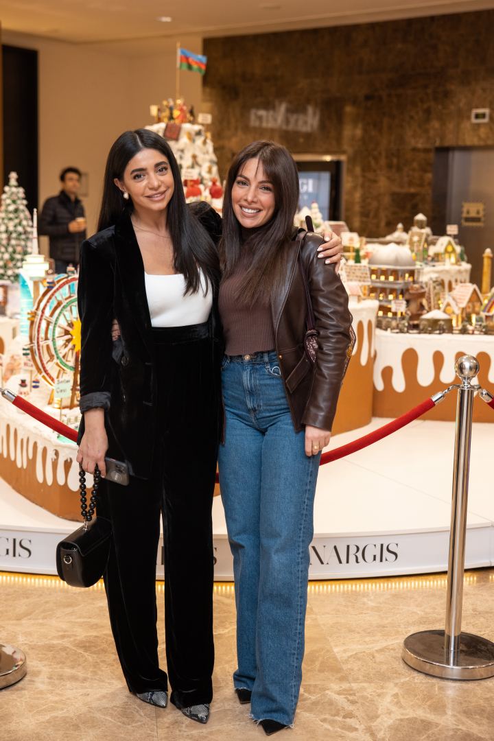 В Port Baku Mall представлена пряничная инсталляция Karabakh – Winter Wonderland в честь Победы Азербайджана (ВИДЕО, ФОТО)