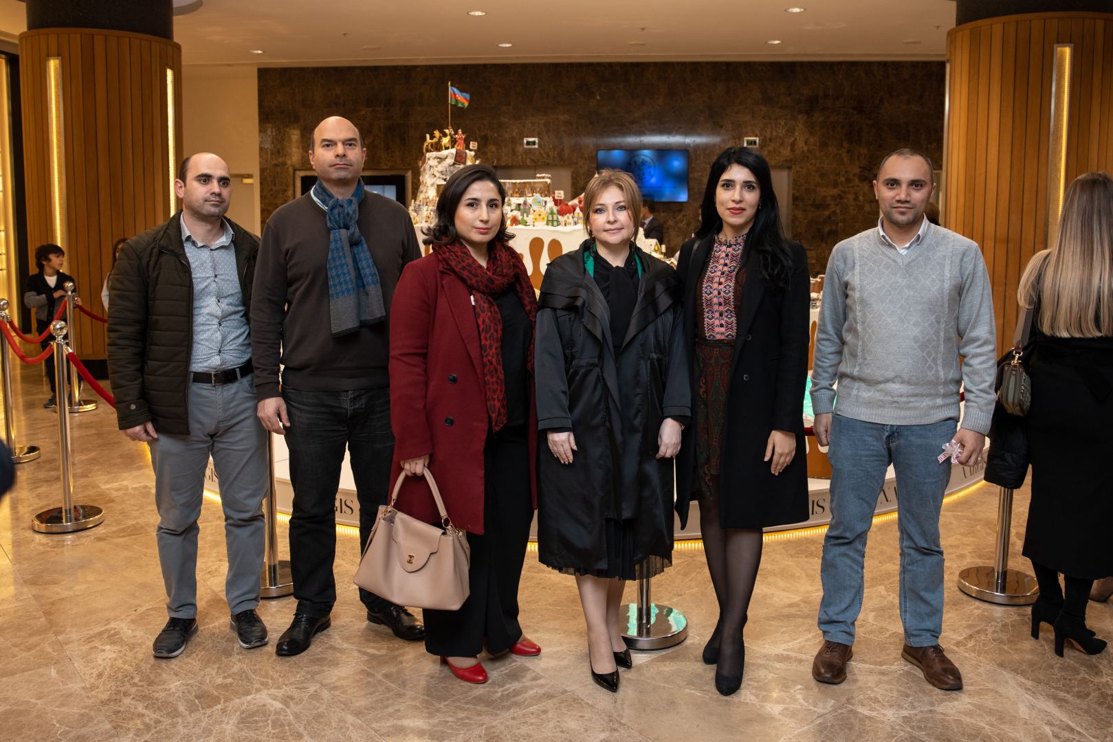 В Port Baku Mall представлена пряничная инсталляция Karabakh – Winter Wonderland в честь Победы Азербайджана (ВИДЕО, ФОТО)