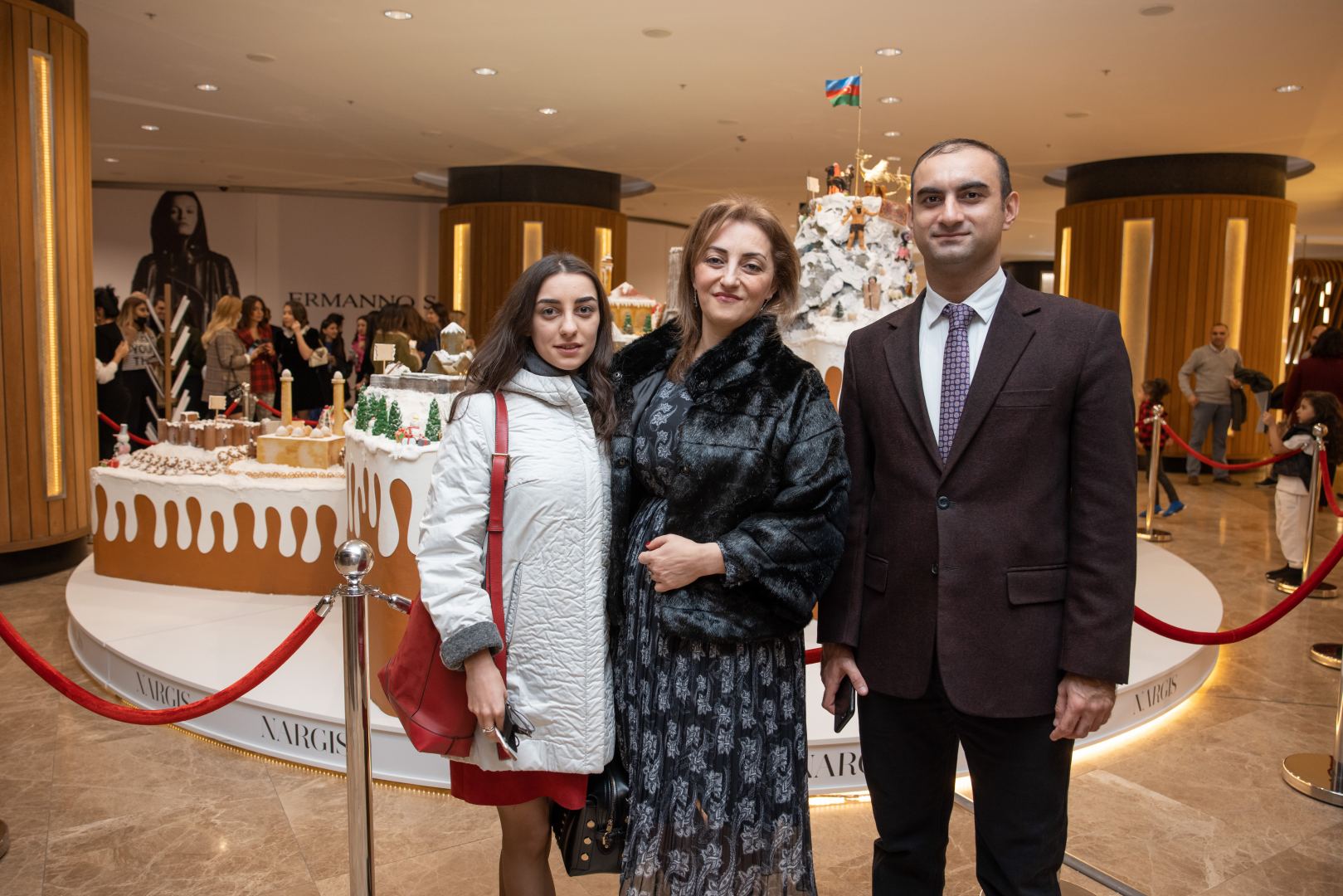 В Port Baku Mall представлена пряничная инсталляция Karabakh – Winter Wonderland в честь Победы Азербайджана (ВИДЕО, ФОТО)