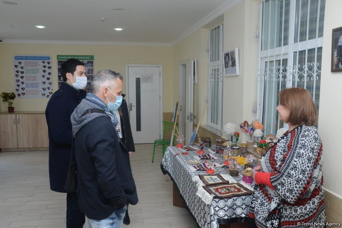 Федерация гимнастики Азербайджана провела благотворительную акцию с участием звездных послов ЧМ в Баку (ФОТО)