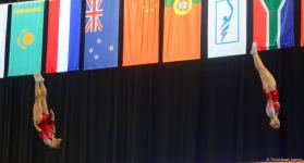 В Баку стартовал второй день ЧМ по прыжкам на батуте и тамблингу (ФОТО)