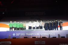 В Баку прошла церемония награждения победителей и призеров ЧМ среди команд в прыжках на акробатической дорожке и двойном мини-батуте (ФОТО)