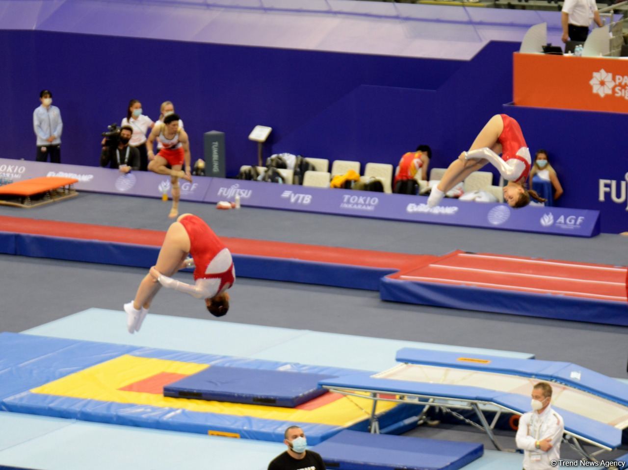 В Баку стартовал второй день ЧМ по прыжкам на батуте и тамблингу (ФОТО)