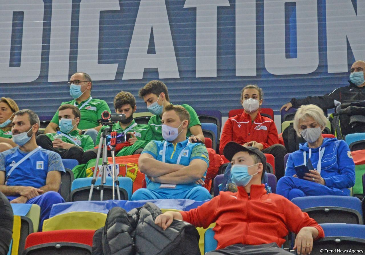 В Баку стартовал второй день ЧМ по прыжкам на батуте и тамблингу (ФОТО)