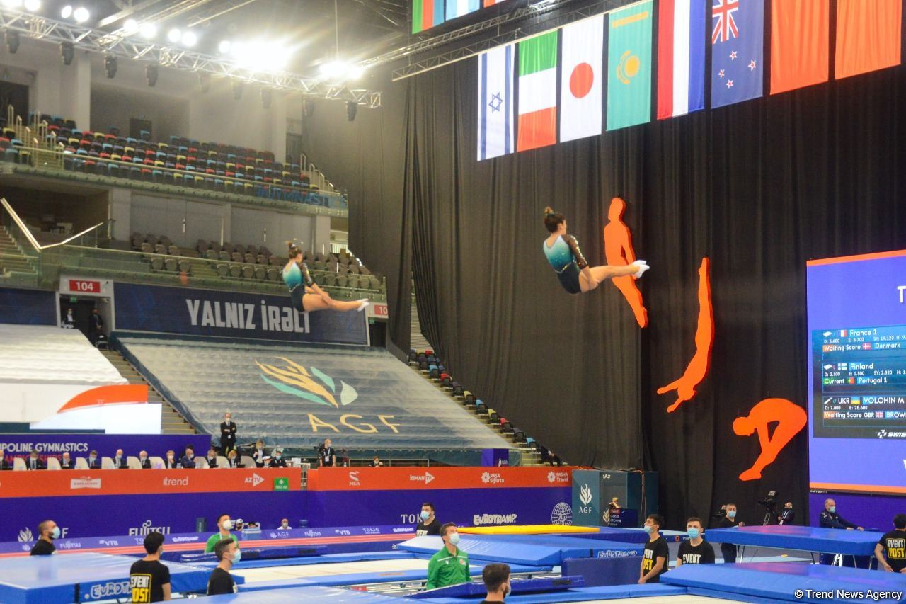 В Баку стартовал второй день ЧМ по прыжкам на батуте и тамблингу (ФОТО)