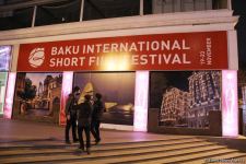 Большой праздник кино в Баку - давно такого не было! Звезды на открытии международного фестиваля – участники из 18 стран (ФОТО)