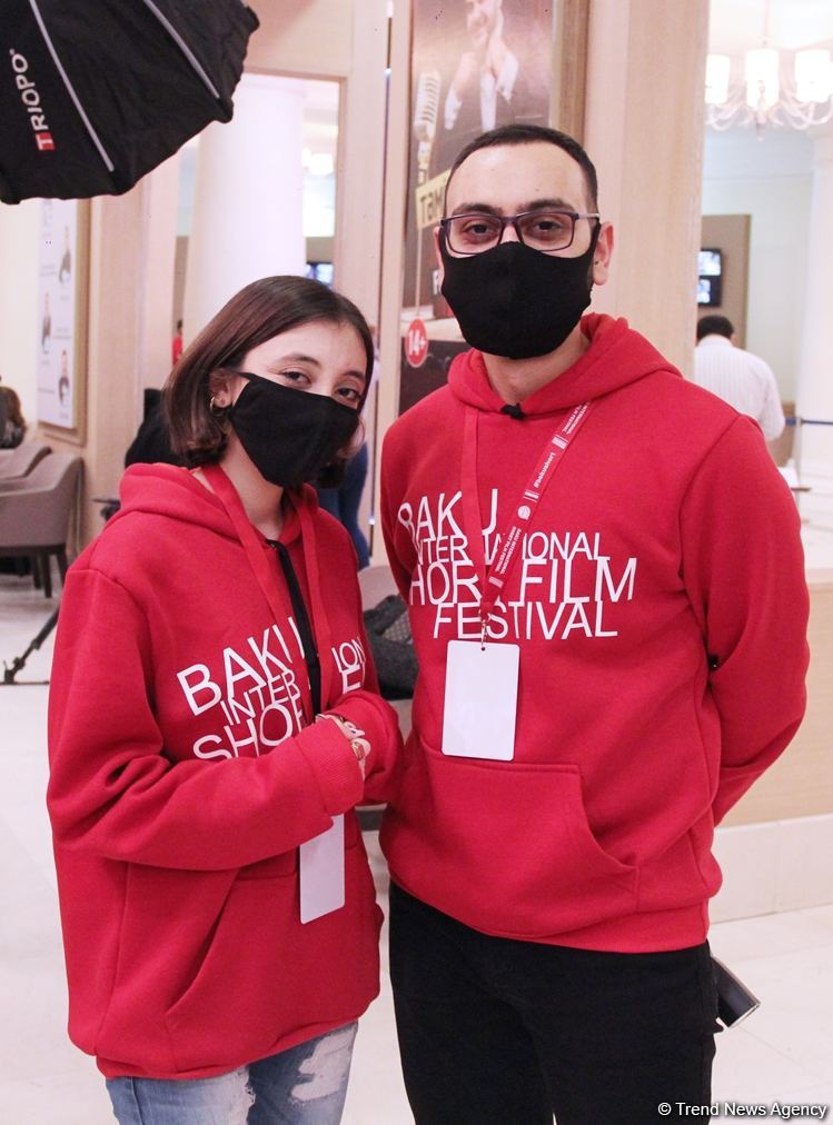 Большой праздник кино в Баку - давно такого не было! Звезды на открытии международного фестиваля – участники из 18 стран (ФОТО)