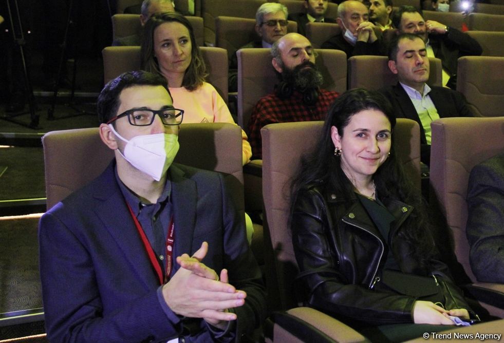 Большой праздник кино в Баку - давно такого не было! Звезды на открытии международного фестиваля – участники из 18 стран (ФОТО)