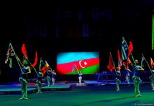 В Баку состоялась торжественная церемония закрытия 35-го чемпионата мира по прыжкам на батуте и тамблингу (ФОТО)