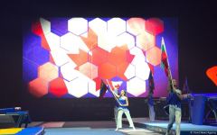 В Баку состоялась торжественная церемония закрытия 35-го чемпионата мира по прыжкам на батуте и тамблингу (ФОТО)