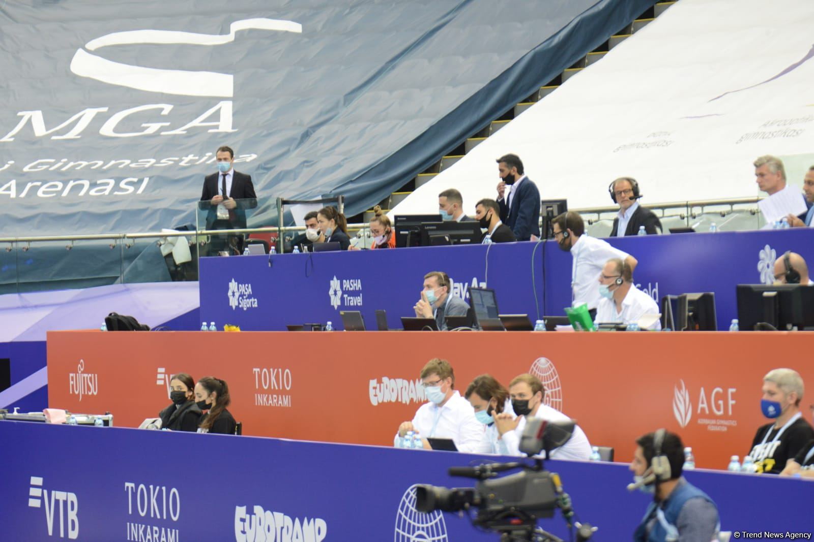 В Баку стартовал заключительный день ЧМ по прыжкам на батуте и тамблингу (ФОТО)