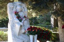 В честь 99-летия Фикрета Амирова на Аллее почетного захоронения прошла церемония памяти великого композитора  (ФОТО)