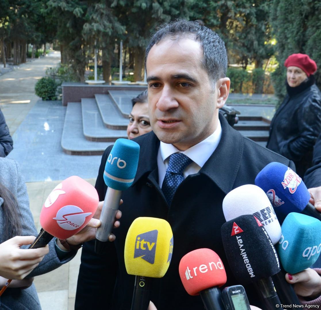 В честь 99-летия Фикрета Амирова на Аллее почетного захоронения прошла церемония памяти великого композитора  (ФОТО)