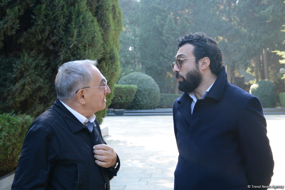 В честь 99-летия Фикрета Амирова на Аллее почетного захоронения прошла церемония памяти великого композитора  (ФОТО)