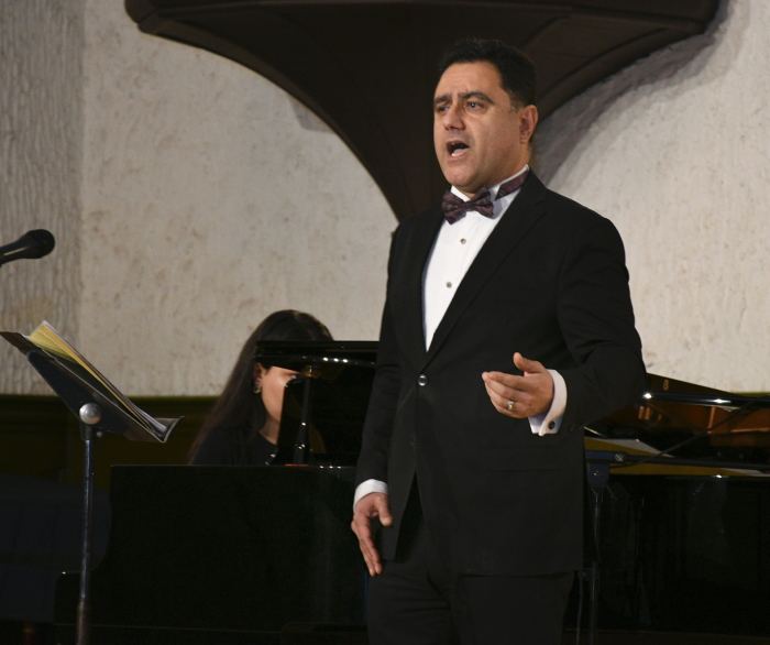 С тобой моя душа…Теплый бакинский вечер в холодную осеннюю погоду (ФОТО/ВИДЕО)