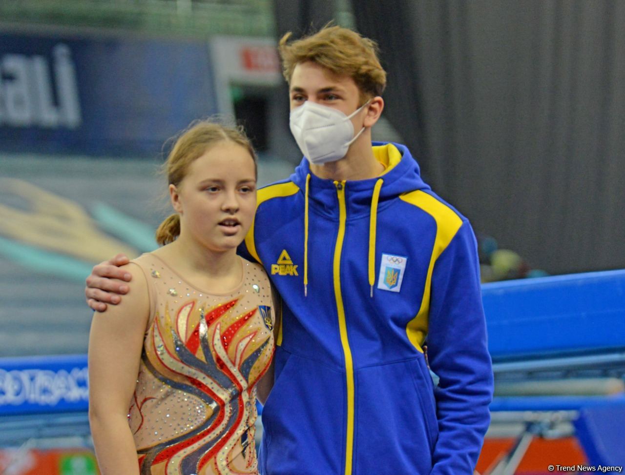 В Баку стартовал второй день 28-х Всемирных соревнований среди возрастных групп по прыжкам на батуте и тамблингу (ФОТО)