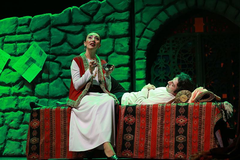 О любви азербайджанского парня и грузинской княжны через 100 лет (ФОТО)