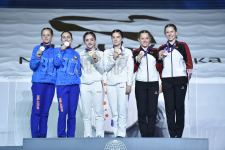 В Баку состоялась церемония награждения победителей третьего дня Всемирных соревнований среди возрастных групп по прыжкам на батуте и тамблингу (ФОТО)