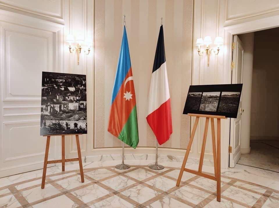 В Париже открылась выставка Le jardin noir  - фотографии, снятые на освобождённых землях Азербайджана (ФОТО)