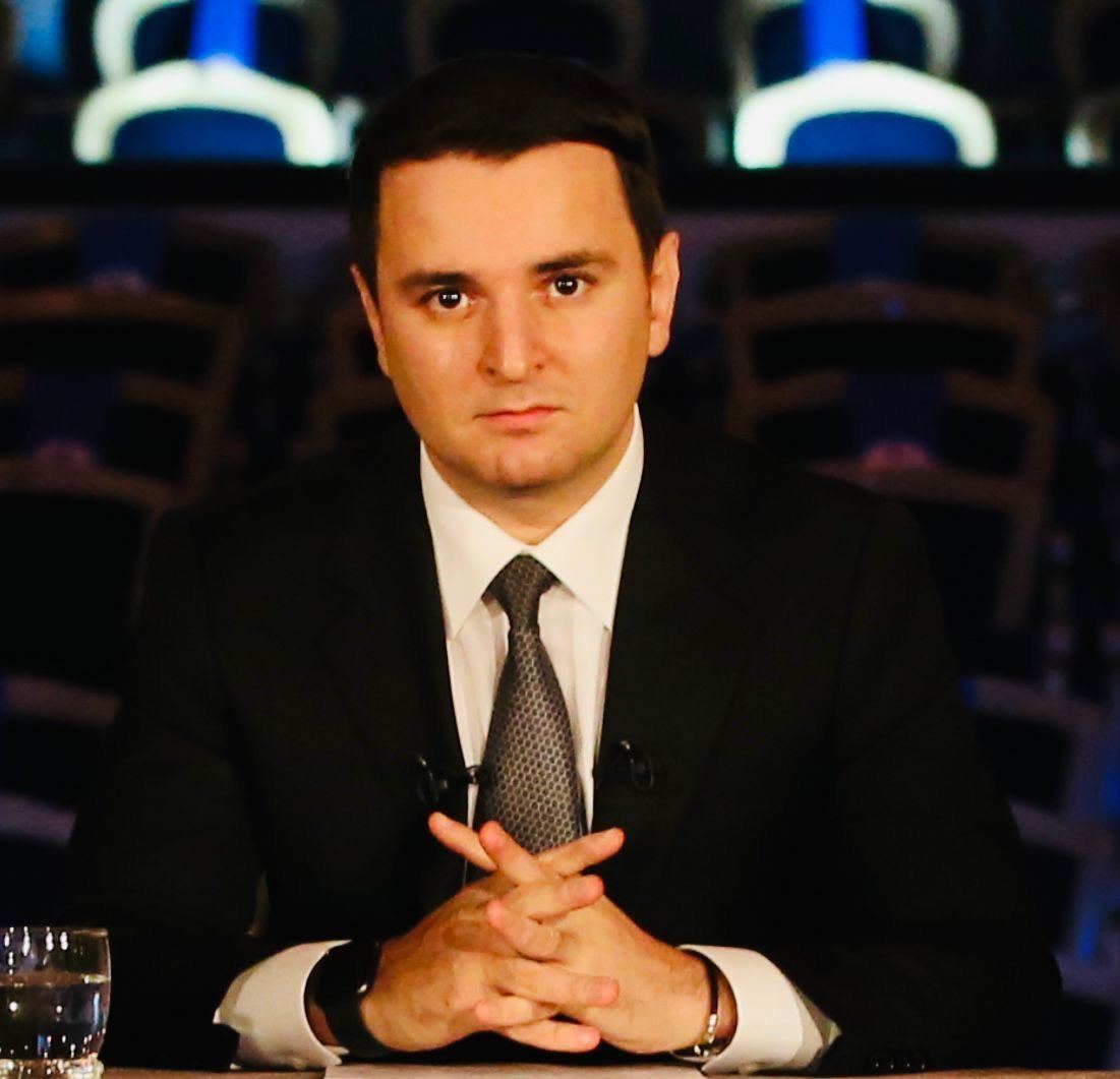 Рамиль Гасымов: Самая большая ответственность для вокалиста - это оправдывать доверие публики каждый раз, когда выходишь на сцену (ФОТО)