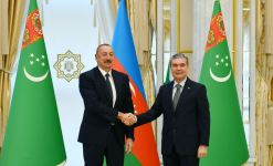 Президент Ильхам Алиев прибыл с визитом в Туркменистан (ФОТО/ВИДЕО)