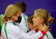 В Баку продолжаются Всемирные соревнования среди возрастных групп по прыжкам на батуте и тамблингу (ФОТО)