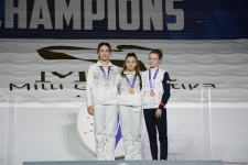 В Баку состоялась церемония награждения победителей заключительного дня Всемирных соревнований среди возрастных групп по прыжкам на батуте и тамблингу (ФОТО)