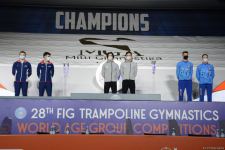 В Баку состоялась церемония награждения победителей заключительного дня Всемирных соревнований среди возрастных групп по прыжкам на батуте и тамблингу (ФОТО)