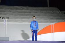 В Баку состоялась церемония награждения победителей заключительного дня Всемирных соревнований среди возрастных групп по прыжкам на батуте и тамблингу (ФОТО)