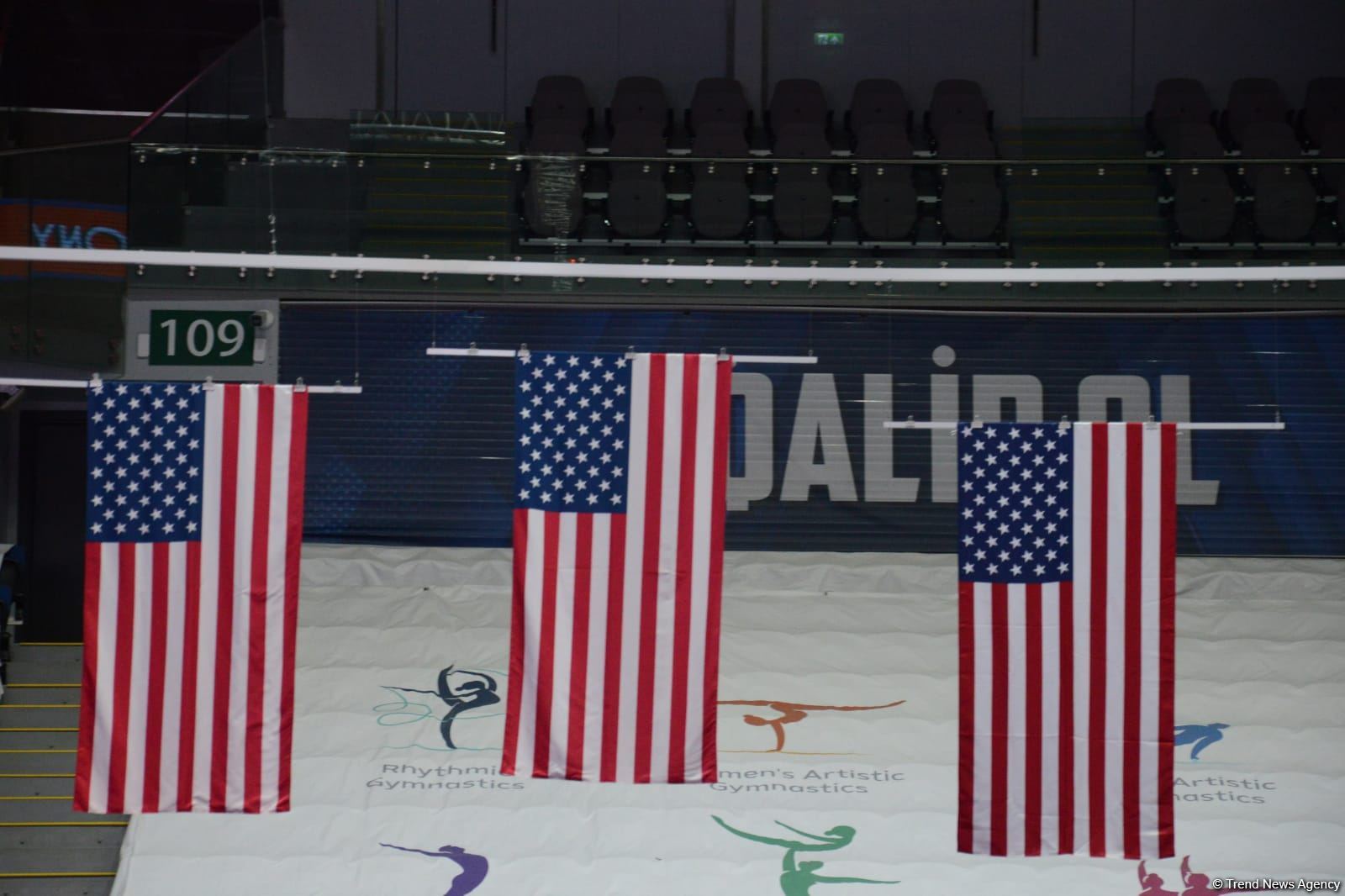 В Баку состоялась церемония награждения победителей заключительного дня Всемирных соревнований среди возрастных групп по прыжкам на батуте и тамблингу (ФОТО)