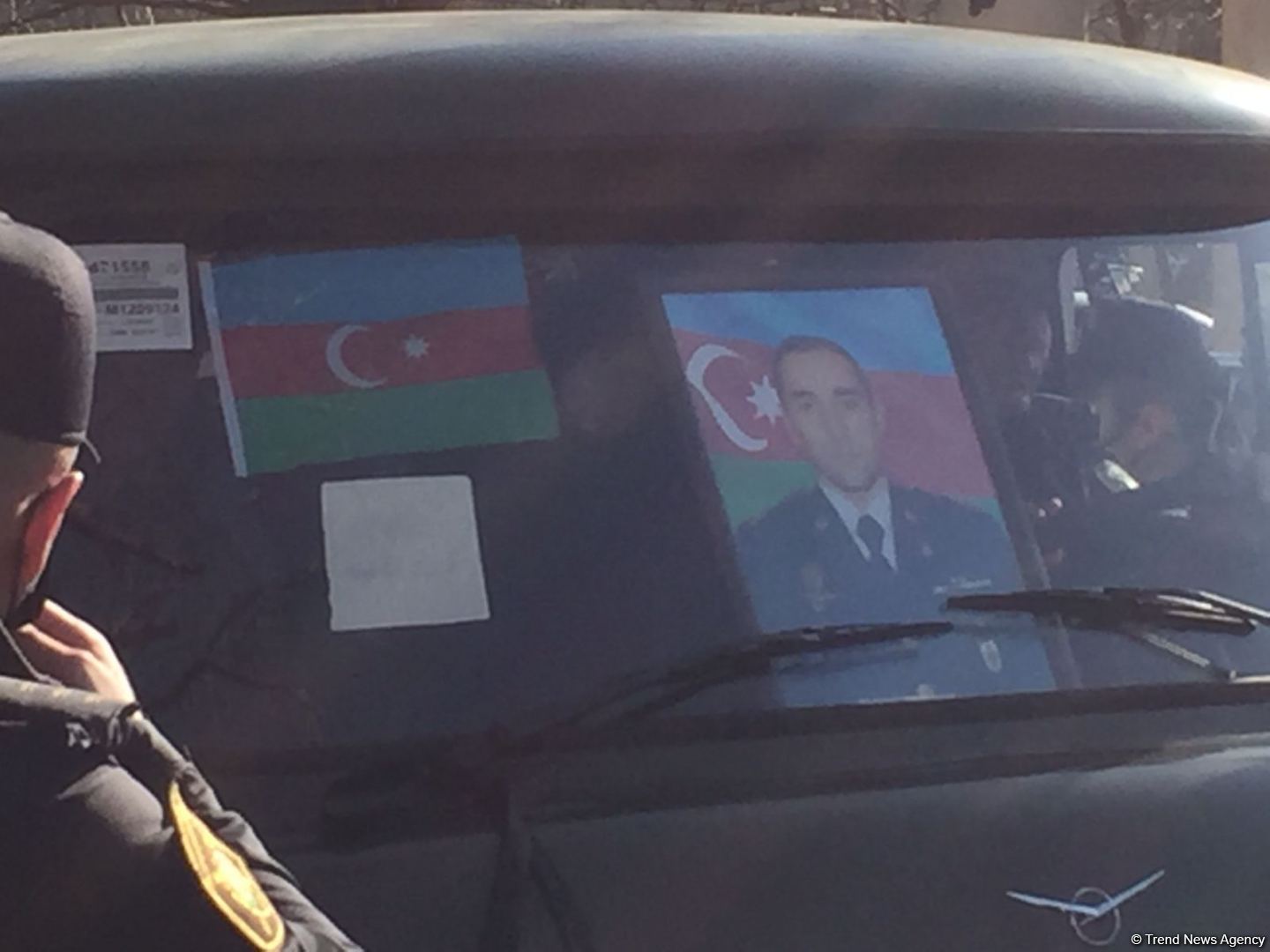 Тела погибших в крушении военного вертолета Госпогранслужбы Азербайджана вывезены на церемонию прощания (ФОТО)