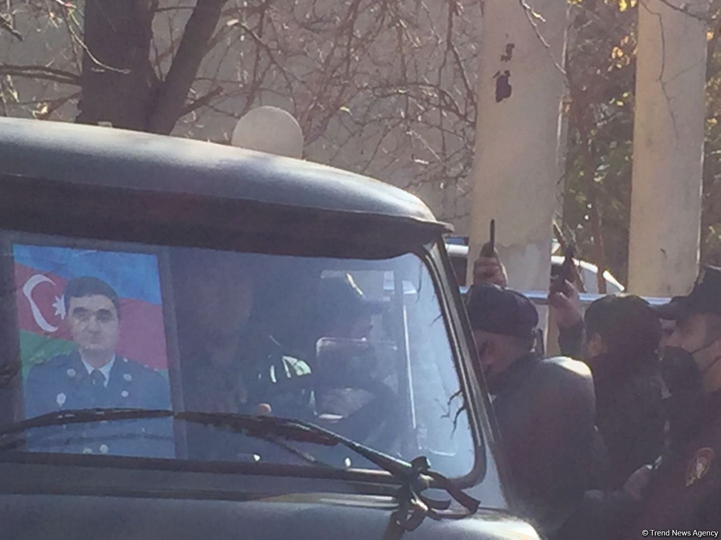 Тела погибших в крушении военного вертолета Госпогранслужбы Азербайджана вывезены на церемонию прощания (ФОТО)