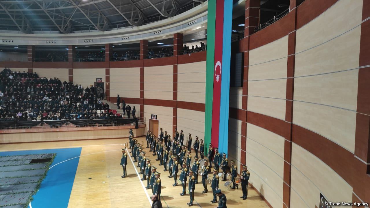 В Баку прошла церемония прощания с военнослужащими, ставшими шехидами при крушении военного вертолета (ФОТО/ВИДЕО)