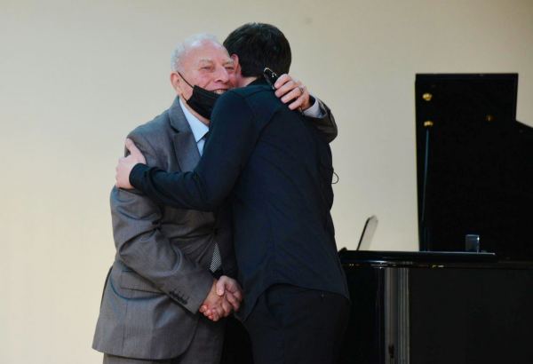 Юбилей Азера Дадашева отметили праздничным концертом  (ВИДЕО, ФОТО)