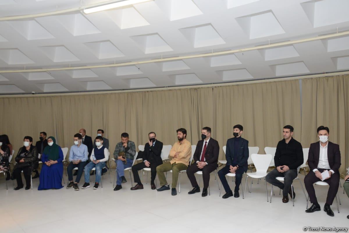 Очень трогательный мини-фильм "Ангелы, говорящие глазами" представил ARB Günəş – без слез невозможно смотреть (ВИДЕО, ФОТО)