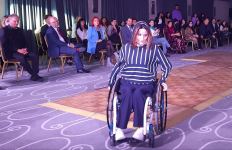 Мода без границ… - дефиле адаптивной одежды в Баку (ФОТО)