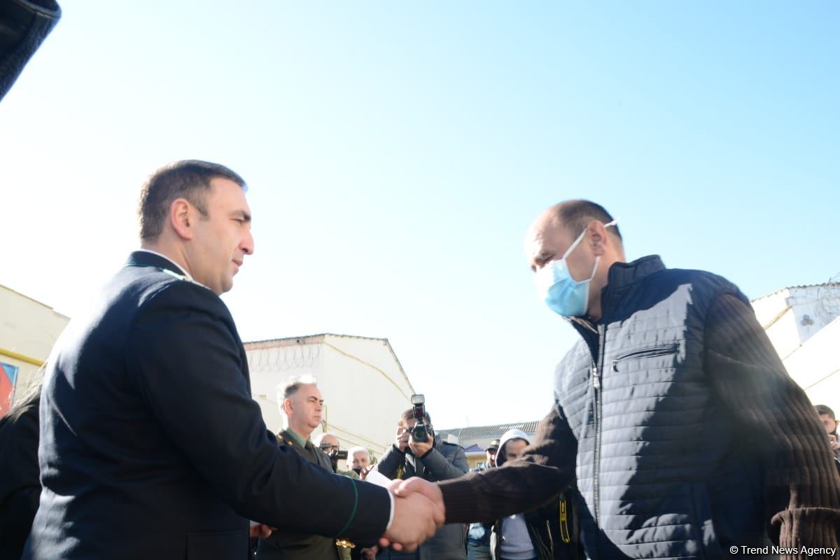В рамках акта об амнистии из исправительного учреждения № 17 освобождены 122 осужденных – минюст Азербайджана (ФОТО)