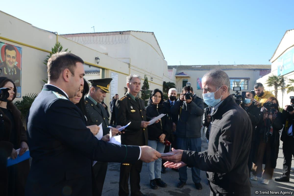В рамках акта об амнистии из исправительного учреждения № 17 освобождены 122 осужденных – минюст Азербайджана (ФОТО)