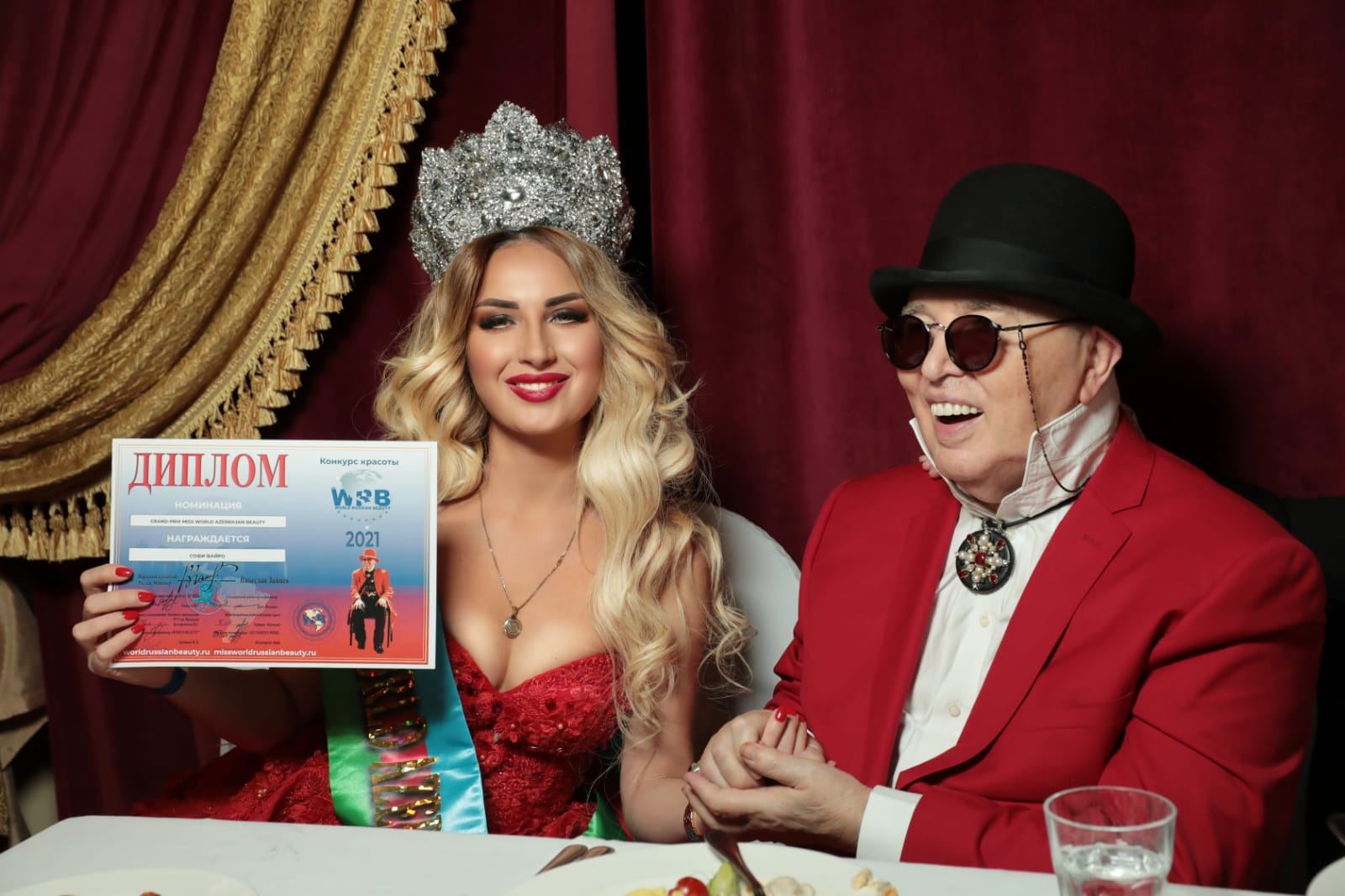 Софи Файро удостоена гран-при Miss World Azerbaijan Beauty на Неделе моды Вячеслава Зайцева. Представлен клип "Родной Баку" (ВИДЕО, ФОТО)