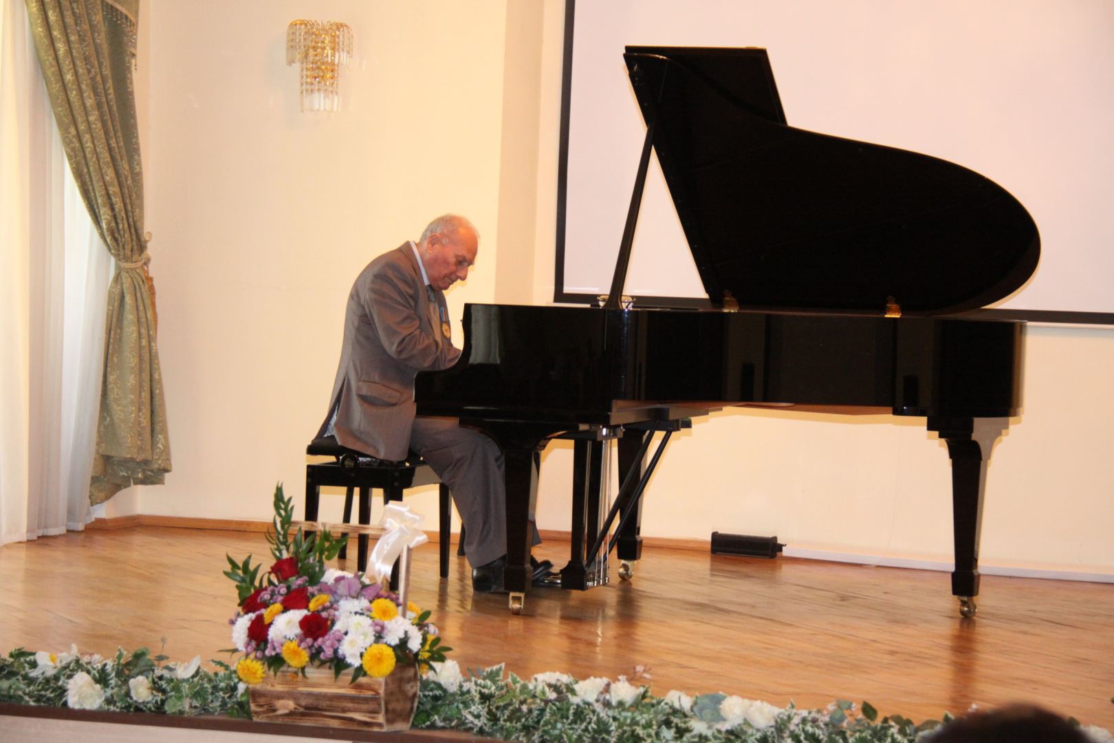 В честь юбилея Азера Дадашева представлен концерт хоровых и камерно-инструментальных произведений (ФОТО)