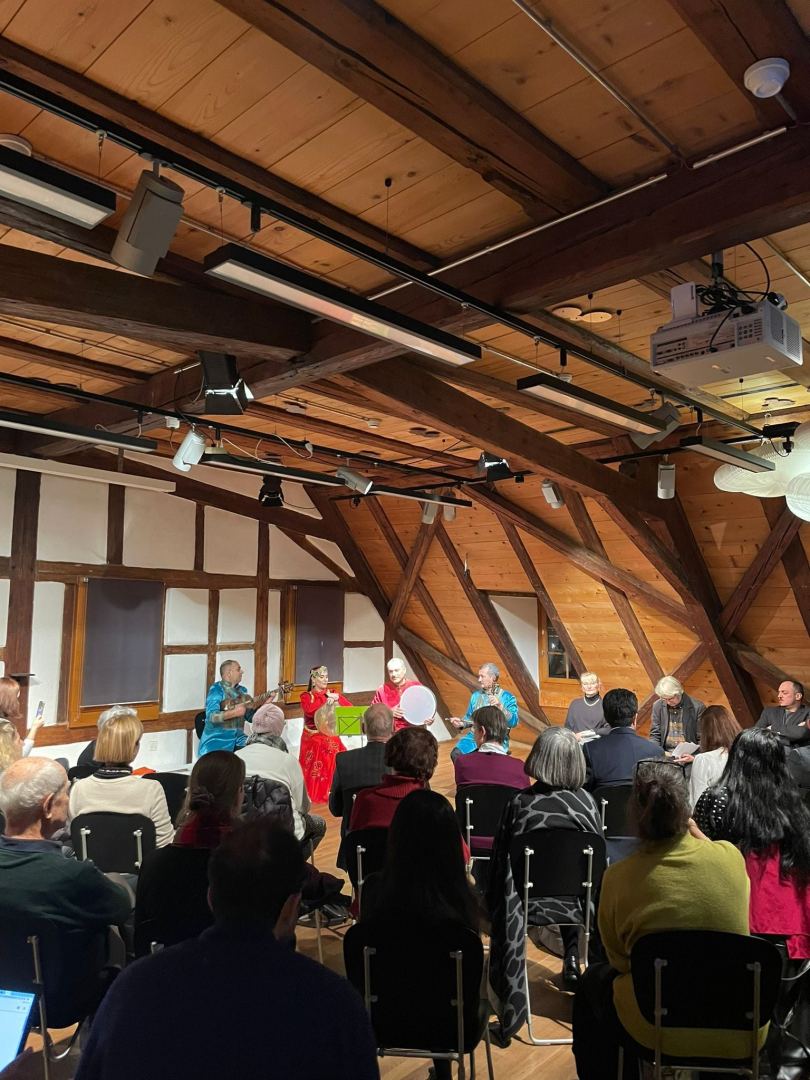 Перед матчем "Базель" - "Карабах" в Швейцарии прошел концерт азербайджанского мугама и танцев (ФОТО)