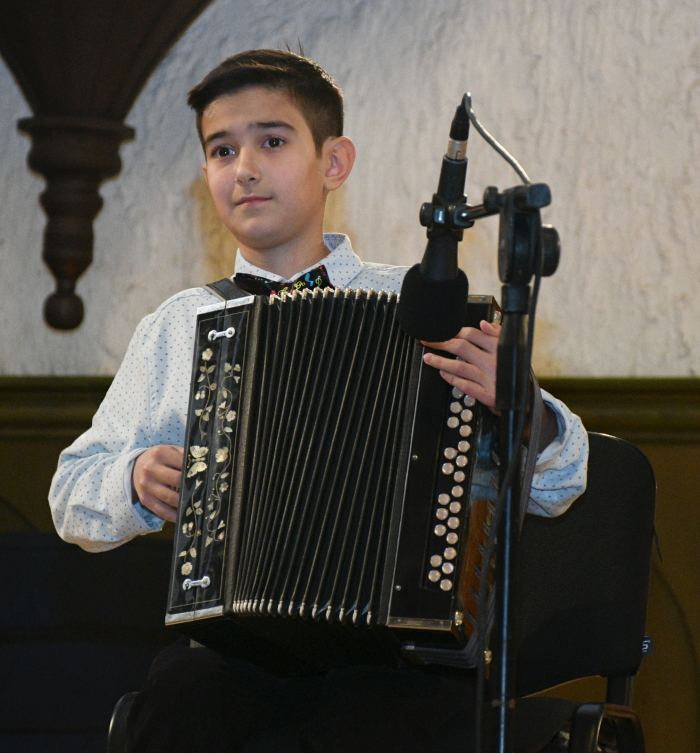 В Баку торжественно отметили юбилей  Gənclərə dəstək – красивая музыка и несмолкающие аплодисменты (ФОТО)