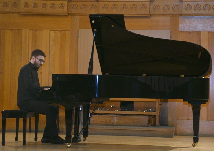 В Баку торжественно отметили юбилей  Gənclərə dəstək – красивая музыка и несмолкающие аплодисменты (ФОТО)