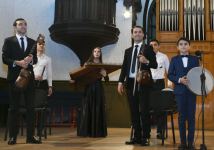 В Баку торжественно отметили юбилей  Gənclərə dəstək – красивая музыка и несмолкающие аплодисменты (ФОТО)