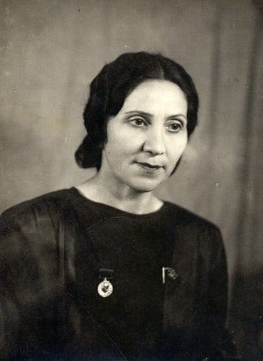 Режиссерское "оскорбление", как женщины оставляли чадру во время ее выступления. Из жизни Марзии Давудовой (ФОТО)