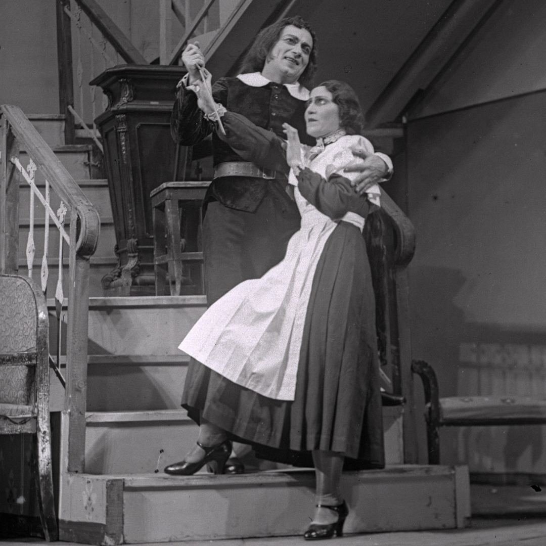 Режиссерское "оскорбление", как женщины оставляли чадру во время ее выступления. Из жизни Марзии Давудовой (ФОТО)