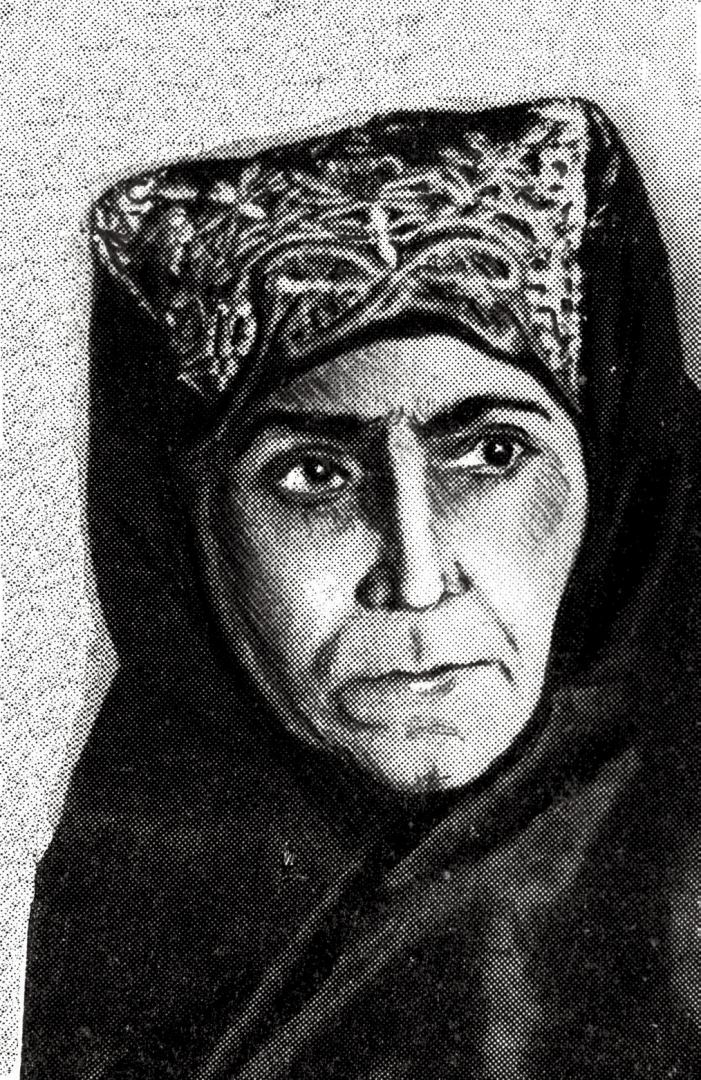 Режиссерское "оскорбление", как женщины оставляли чадру во время ее выступления. Из жизни Марзии Давудовой (ФОТО)