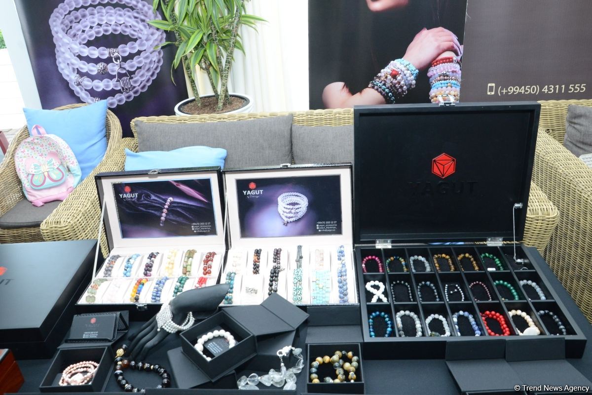 İZ Women’s Workshop на берегу Каспийского моря, или Идеальное место для азербайджанских женщин-предпринимателей (ФОТО)