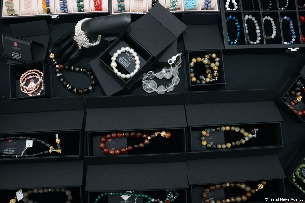 İZ Women’s Workshop на берегу Каспийского моря, или Идеальное место для азербайджанских женщин-предпринимателей (ФОТО)