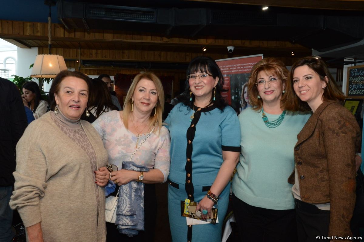 İZ Women’s Workshop на берегу Каспийского моря, или Идеальное место для азербайджанских женщин-предпринимателей (ФОТО)